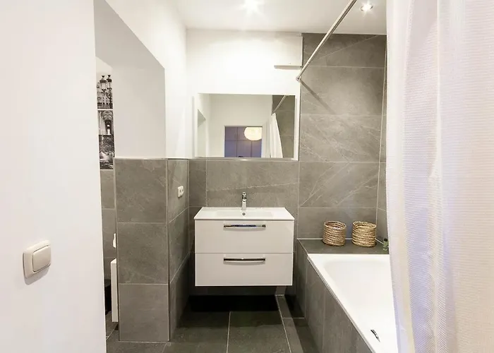 Kuschelhexe Mit Grosser Terrasse * 布劳恩拉格